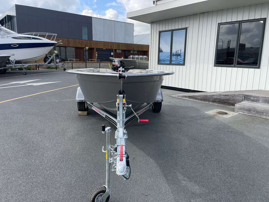 Fin Chaser 385T