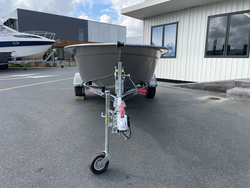 Fin Chaser 385T