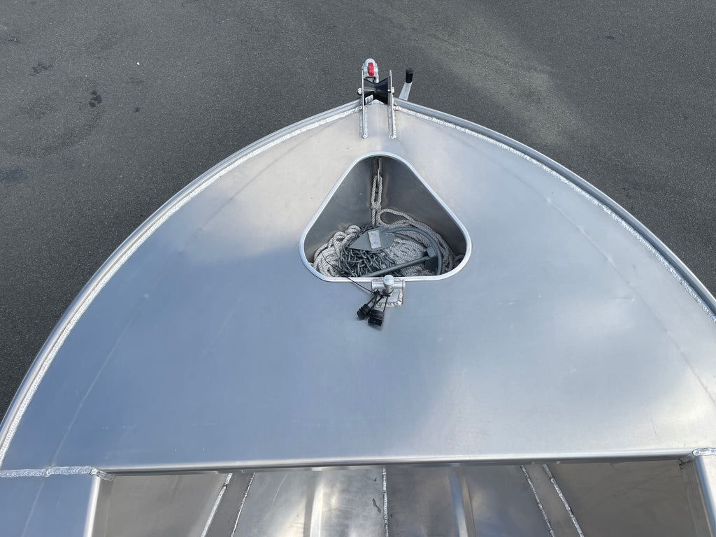 Fin Chaser 385T