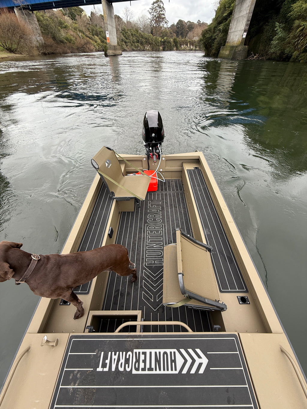 2023 Hunter Hunter Craft Pioneer 420 Brand New Motor!