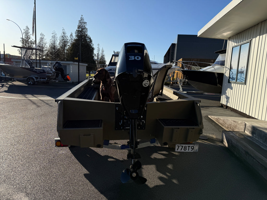 2023 Hunter Hunter Craft Pioneer 420 Brand New Motor!