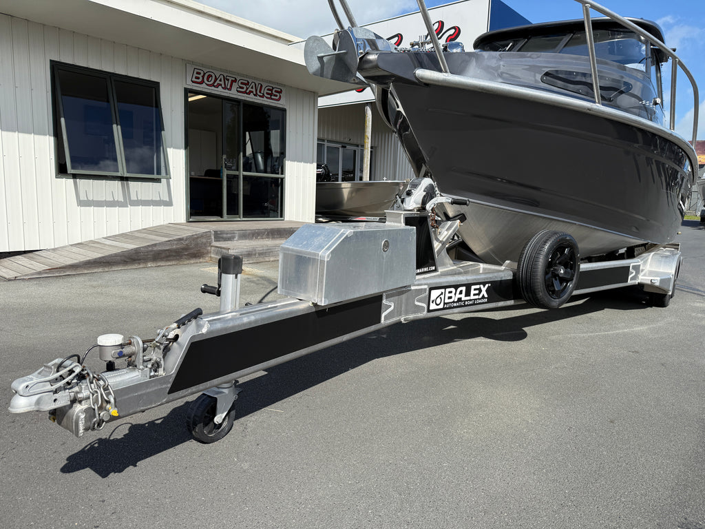 2015 Southern 726 2021 Balex self loading Trailer!