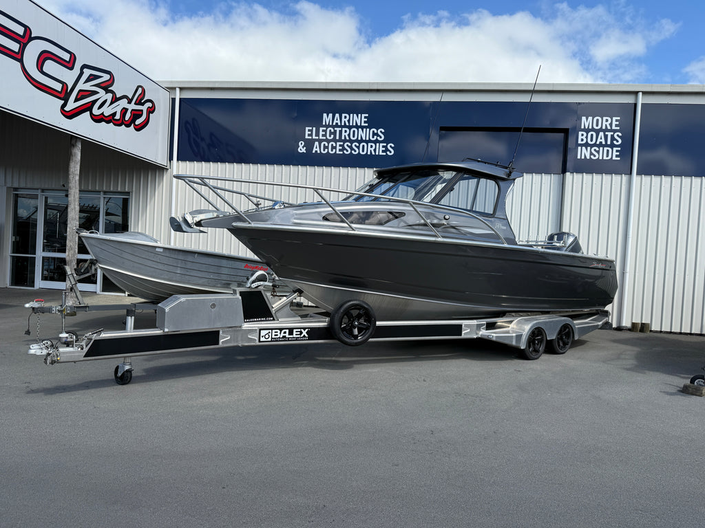 2015 Southern 726 2021 Balex self loading Trailer!