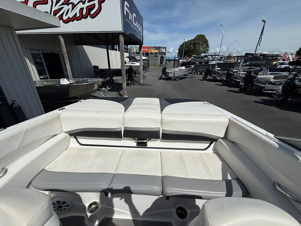2019 Campion Allante 595 Ultimate Family Lake Boat