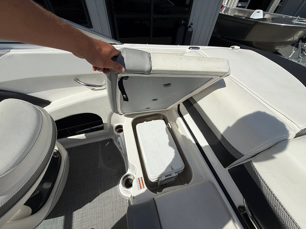 2019 Campion Allante 595 Ultimate Family Lake Boat