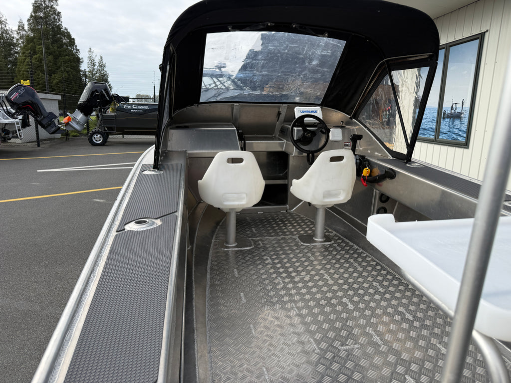 2023 Fin Chaser 465