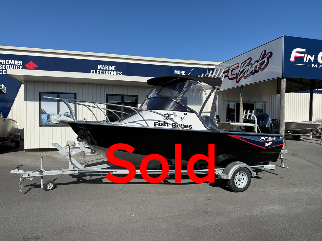 2020 Fin Chaser 560C