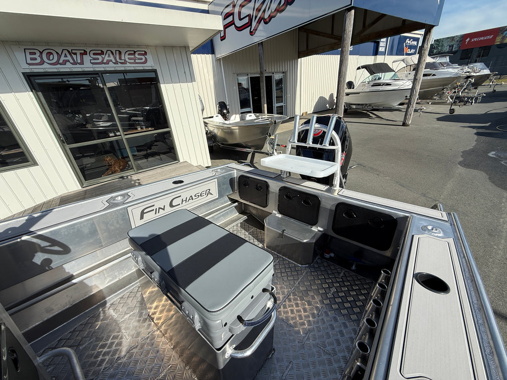 2026 Fin Chaser Boats 560CC