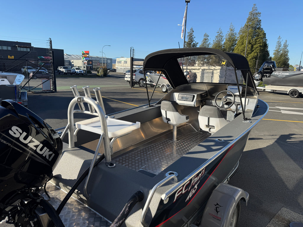2023 Fin Chaser 465R