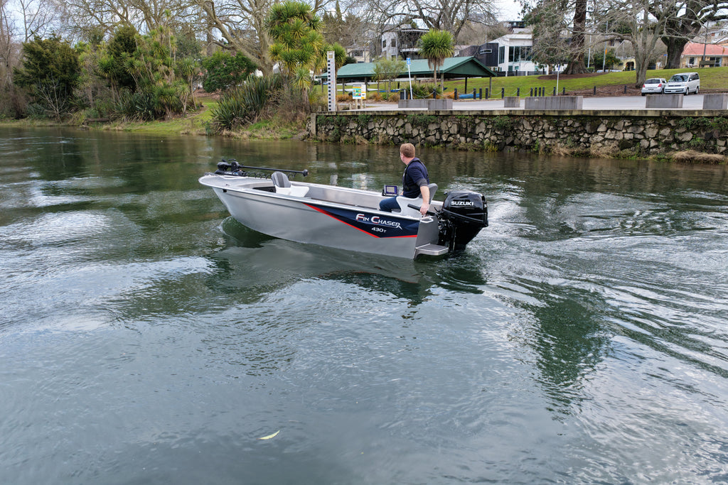 Fin Chaser 430T Tiller Steer
