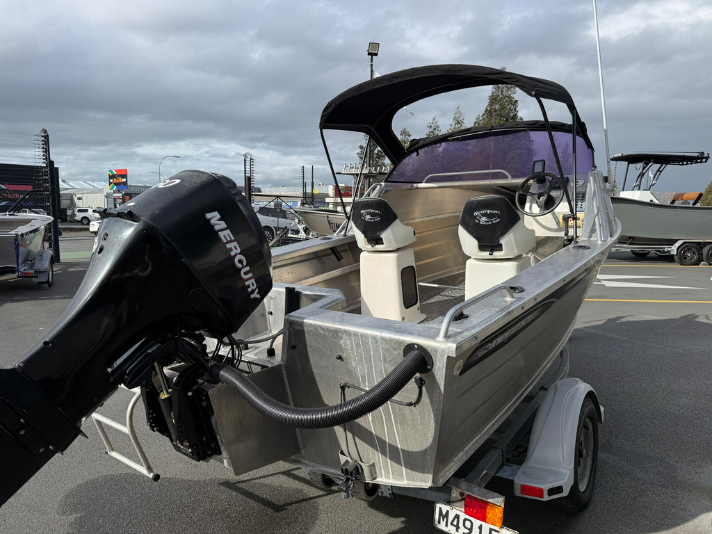 2007 Scorpion 470