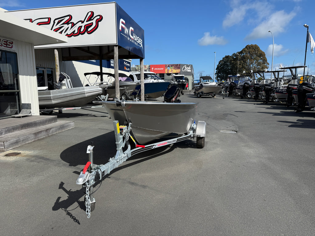 Fin Chaser 385T
