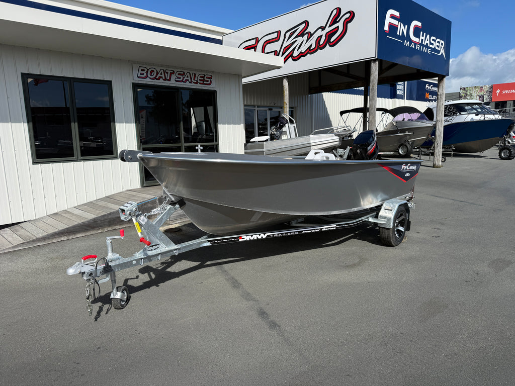 Fin Chaser 430T - 40HP 2 Stroke Mercury