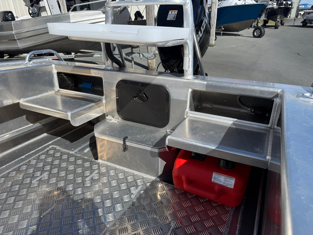 Fin Chaser 465R