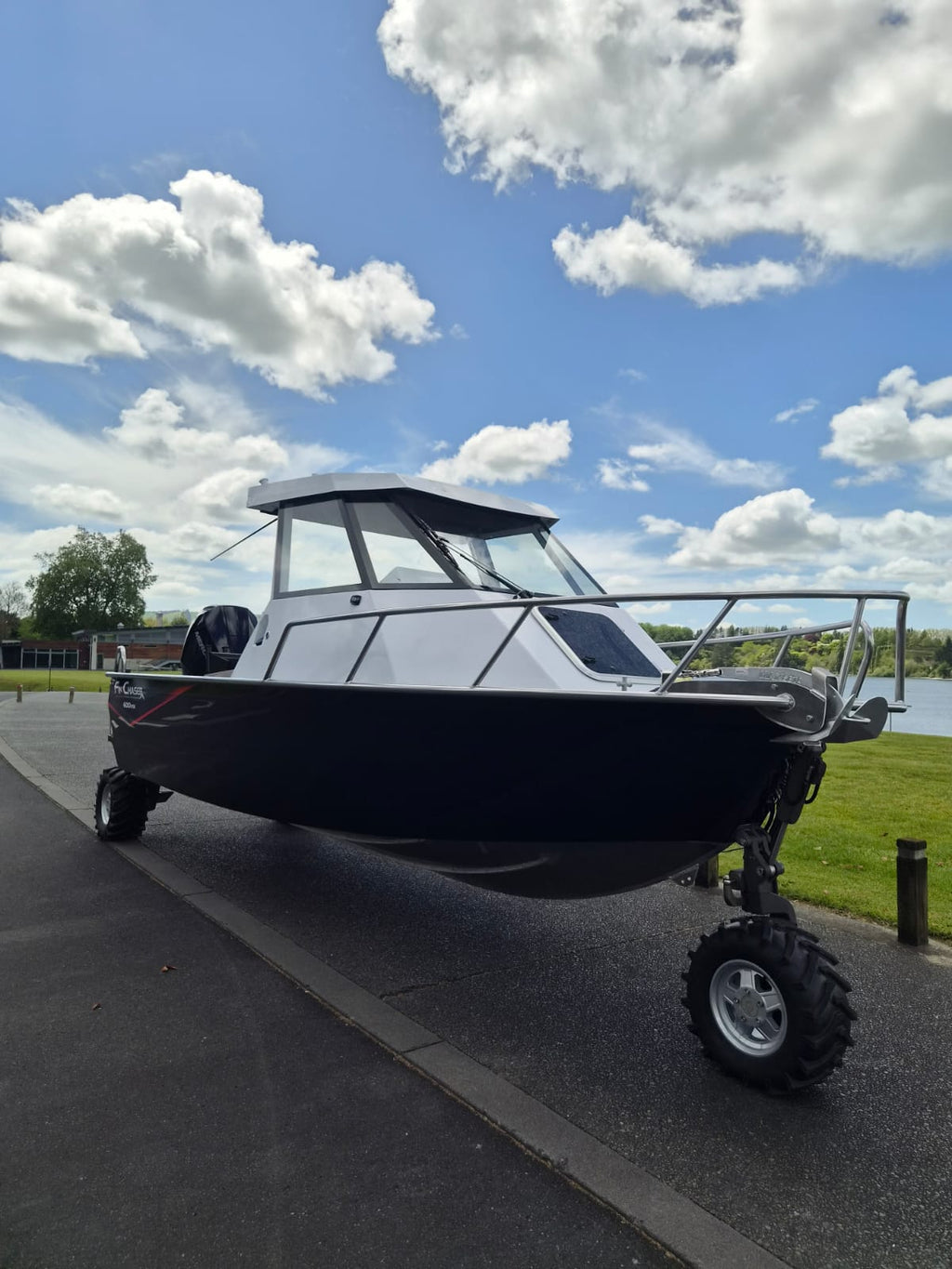 Fin Chaser 600HTA - Available NOW