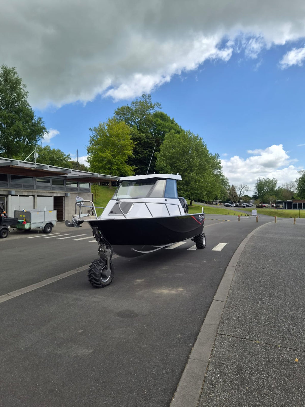 Fin Chaser 600HTA - Available NOW