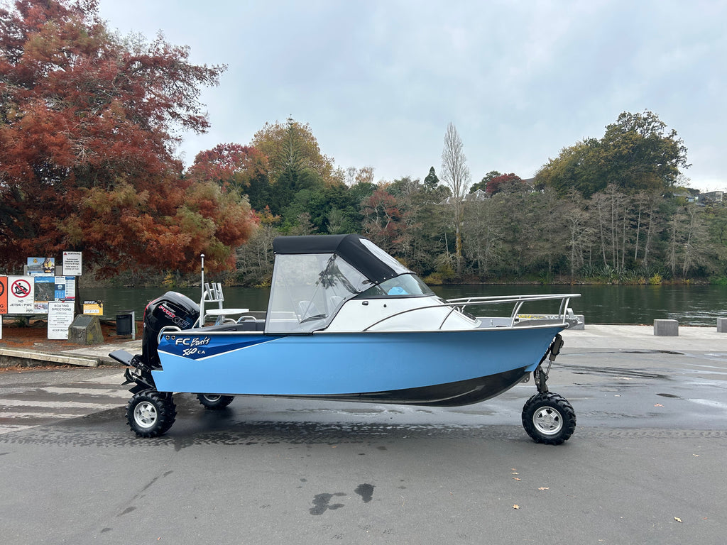 Fin Chaser 560 Cuddy Cabin Amphibious
